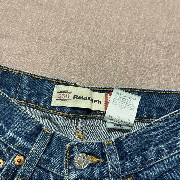 Levi's 550 Relax Fit blue jeans Size 27 x 29  Straight Leg regular wash - Picture 4 of 8